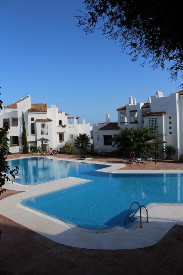 2149-Amazing Groundfloor 3 Bedrooms On Golf, Pools Alcaidesa Ngoại thất bức ảnh