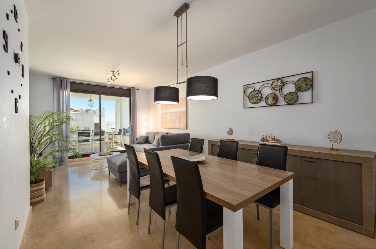 2149-Amazing Groundfloor 3 Bedrooms On Golf, Pools Alcaidesa Ngoại thất bức ảnh