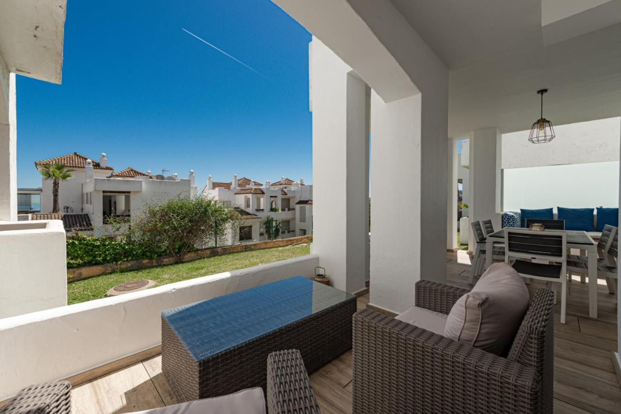 2149-Amazing Groundfloor 3 Bedrooms On Golf, Pools Alcaidesa Ngoại thất bức ảnh